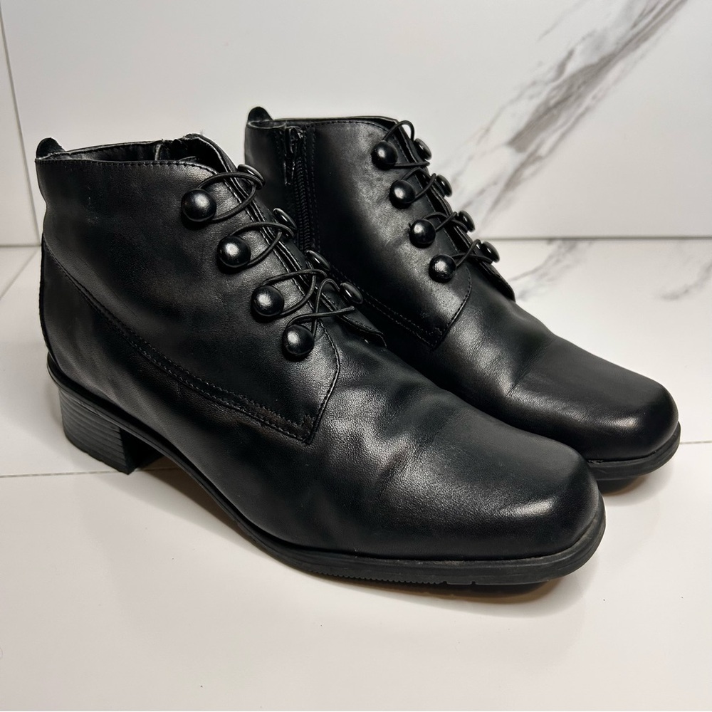 Isotoner Isoflex Leather Black Ankle Boots Size 8.5